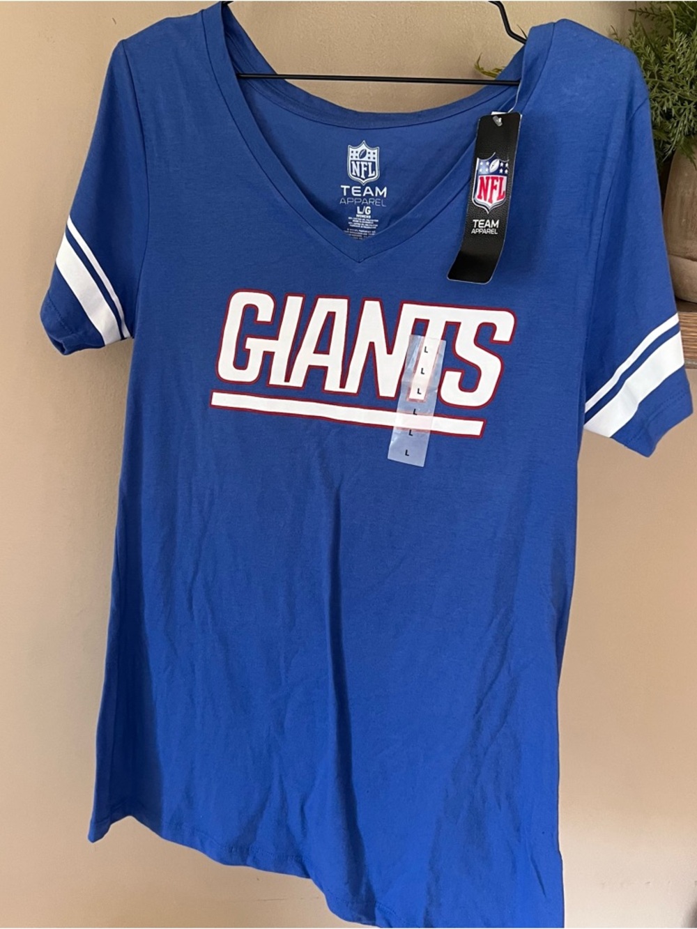 Giants tee